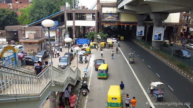станция метро Laxmi Nagar