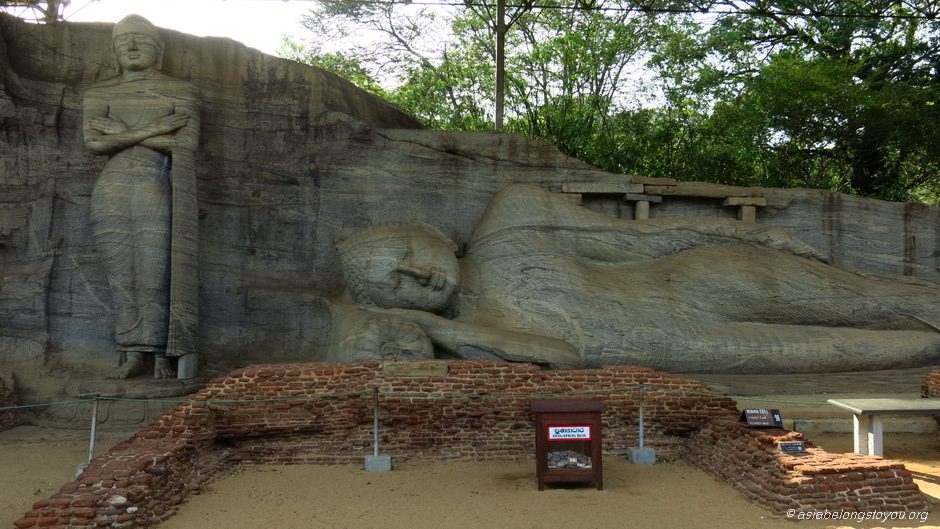 скульптурный комплекс Гал Вихара